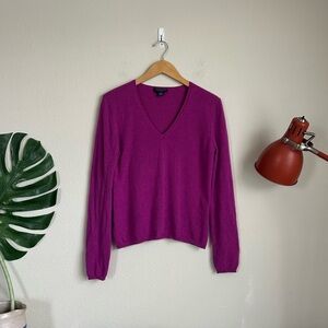 Vintage Ann Taylor Cashmere V-neck Sweater